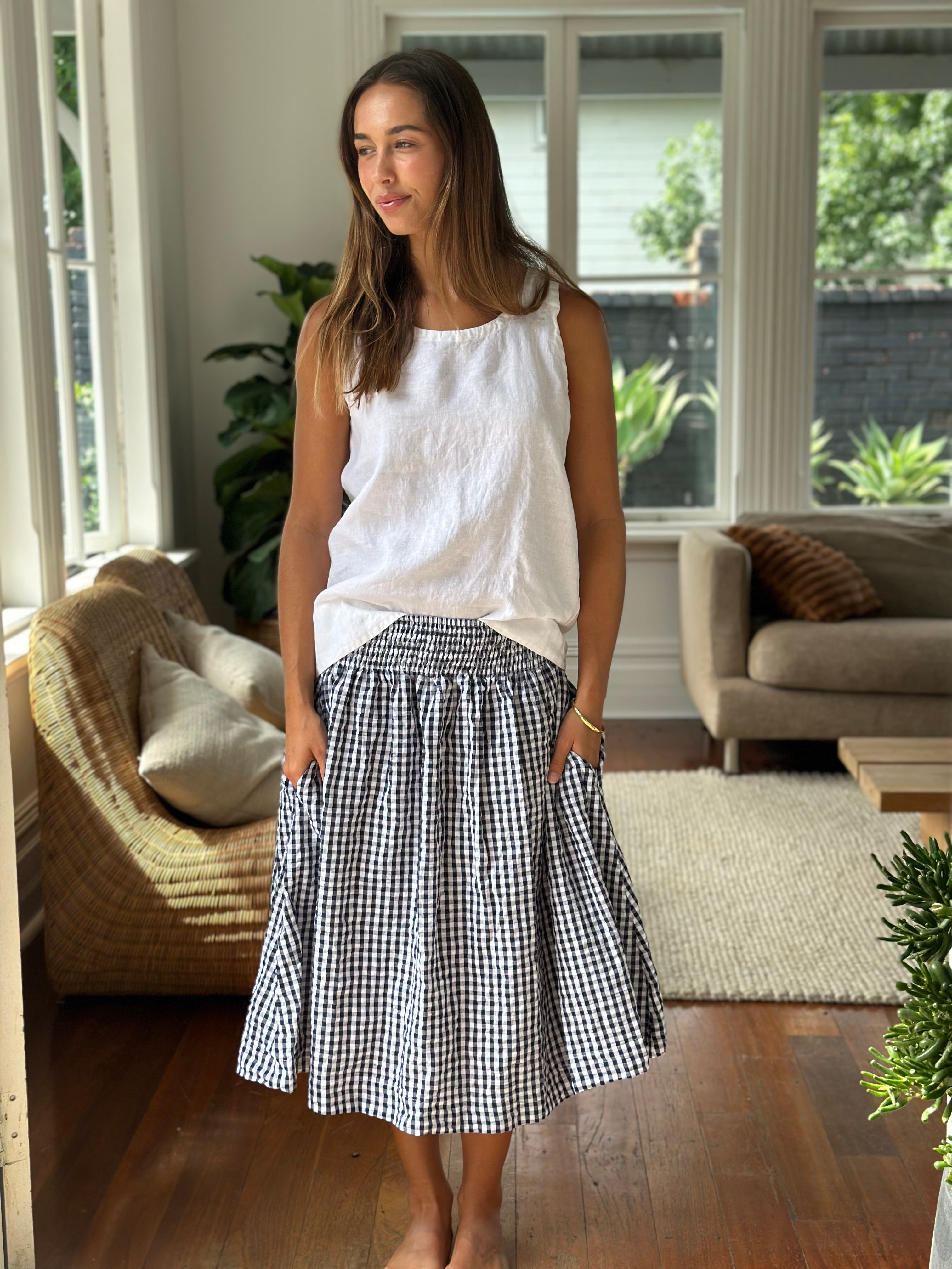 navy/white gingham