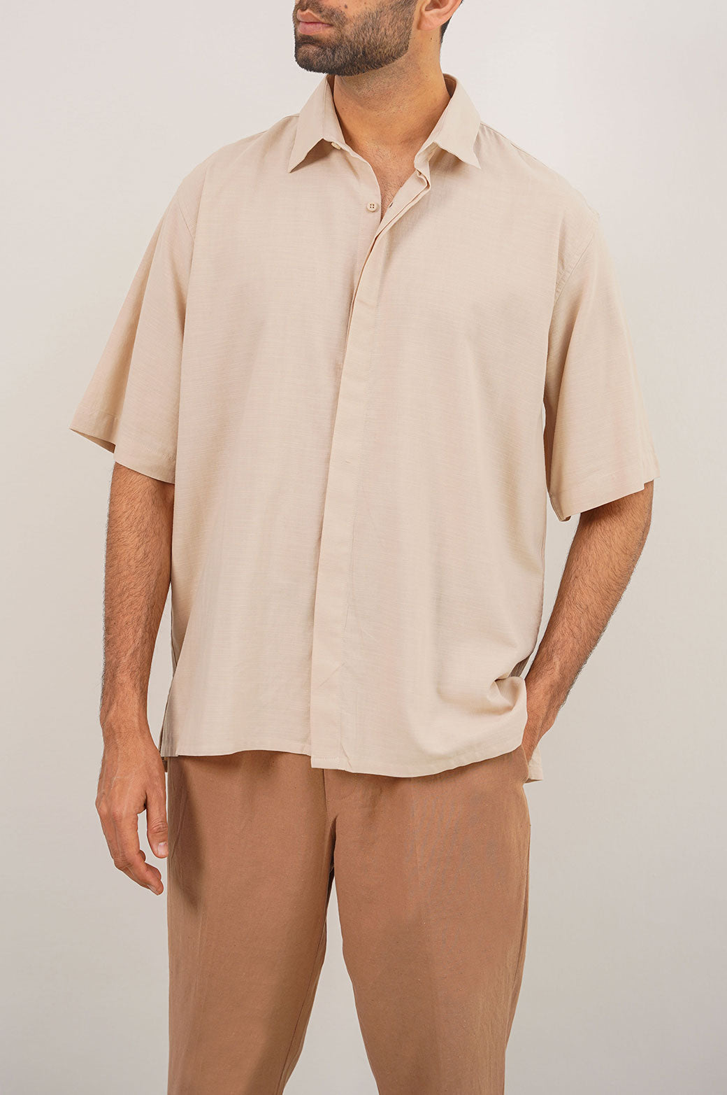 OVERSIZED BUTTON DOWN SHIRT
