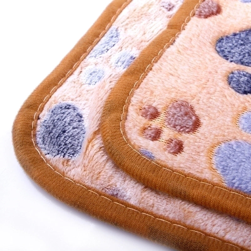 Fashion Cloth Footprint Pet Pad 1 Piece