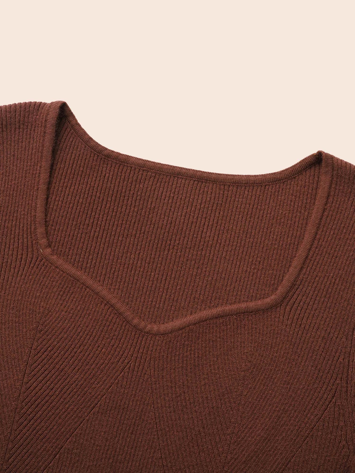 Heart Neckline Pit Strip Pullover