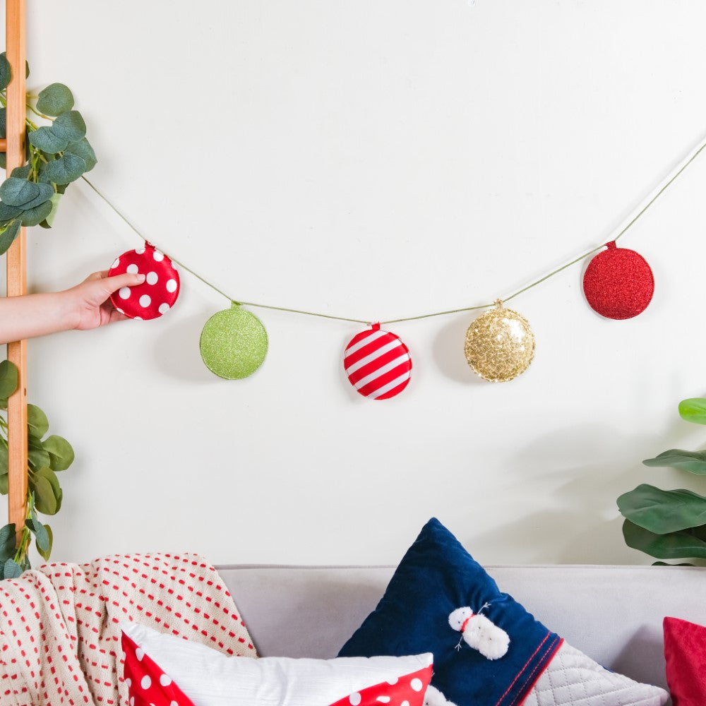 Christmas Baubles Bunting 98 Inch