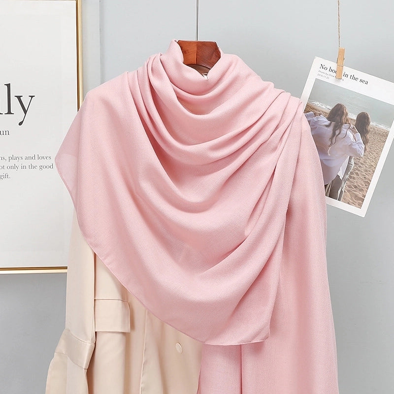 Women's Elegant Minimalist Solid Color Polyester Scarf