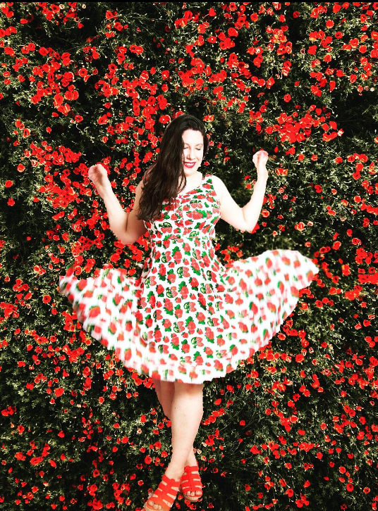 1950s Strawberry Printed Vintage Sleeveless V-Neck Flared A-Line Cotton Dress