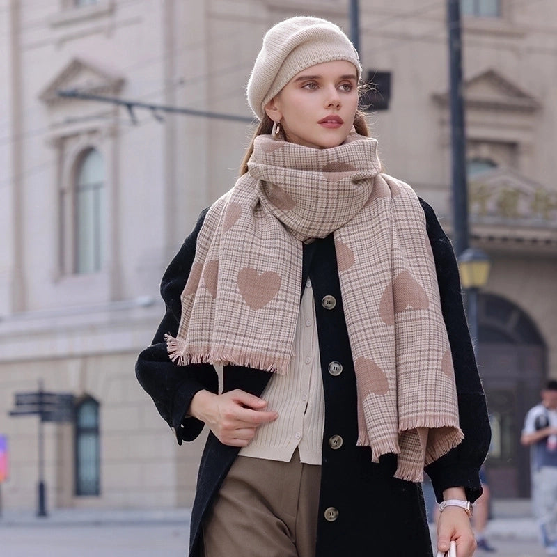 Women's Scarf High-grade Heart Printing Mid-length Warm Autumn And Winter Scarf New Winter Fashion Commuter Scarf For Women