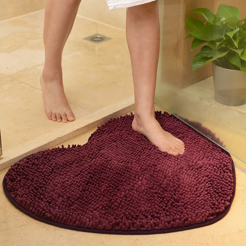 Chenille Heart-shaped Non-slip Absorbent Carpet Wedding Room Wedding Peach Heart Floor Mat Bedroom Bathroom Absorbent Non-slip Mat