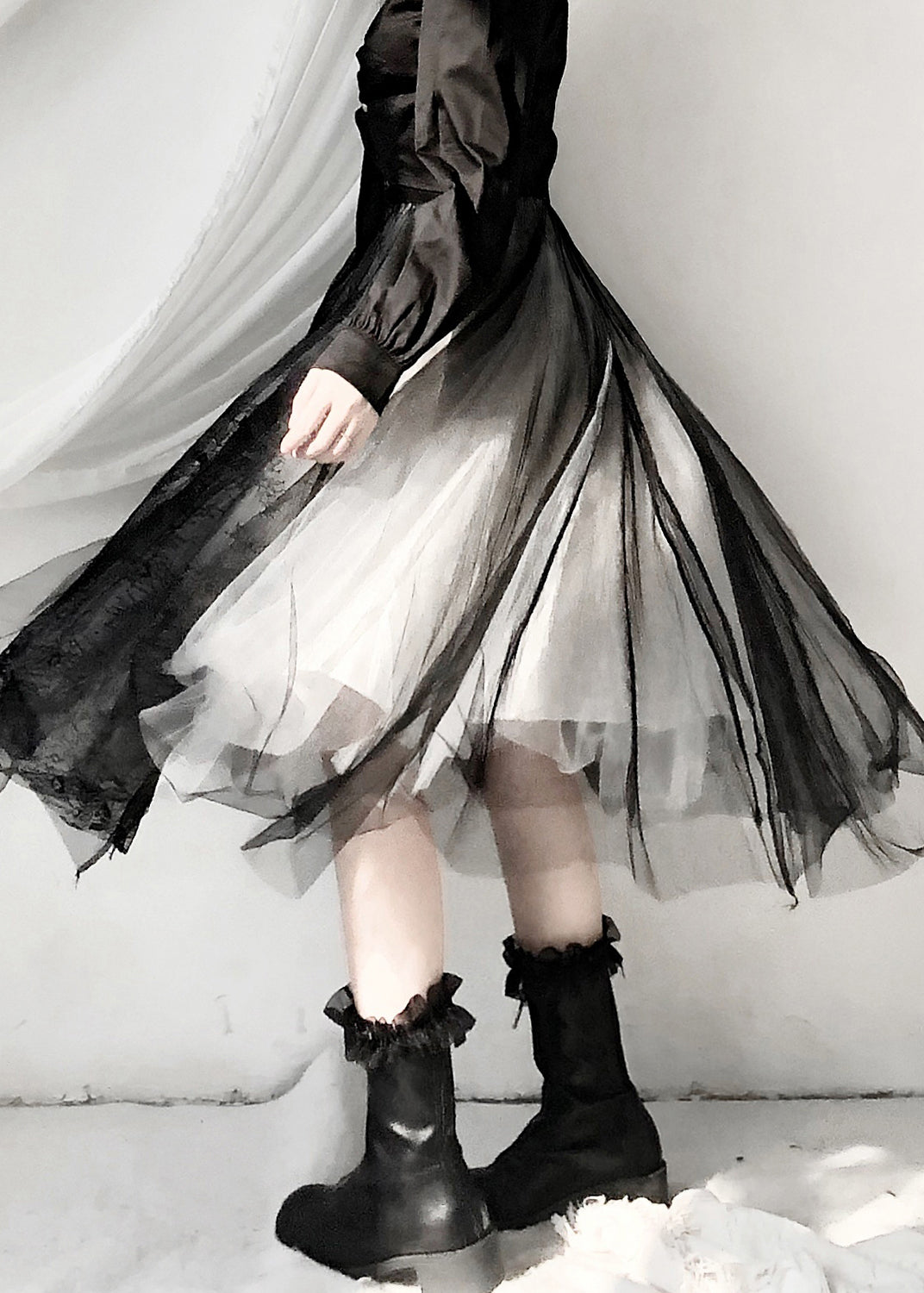 Black Elastic Waist Lace Patchwork Tulle Skirt Fall