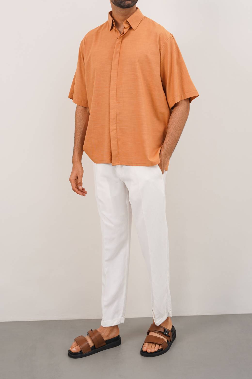 OVERSIZED BUTTON DOWN SHIRT