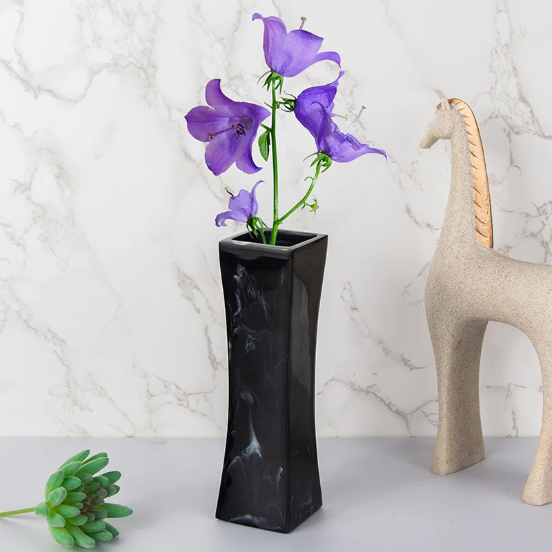 Resin Art Vase Mini Flower Vase Matte Flower Vases for Home Decor
