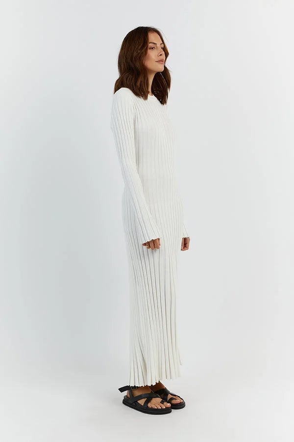 SALLE | V-Neck Sleeved Knit Midi Dress