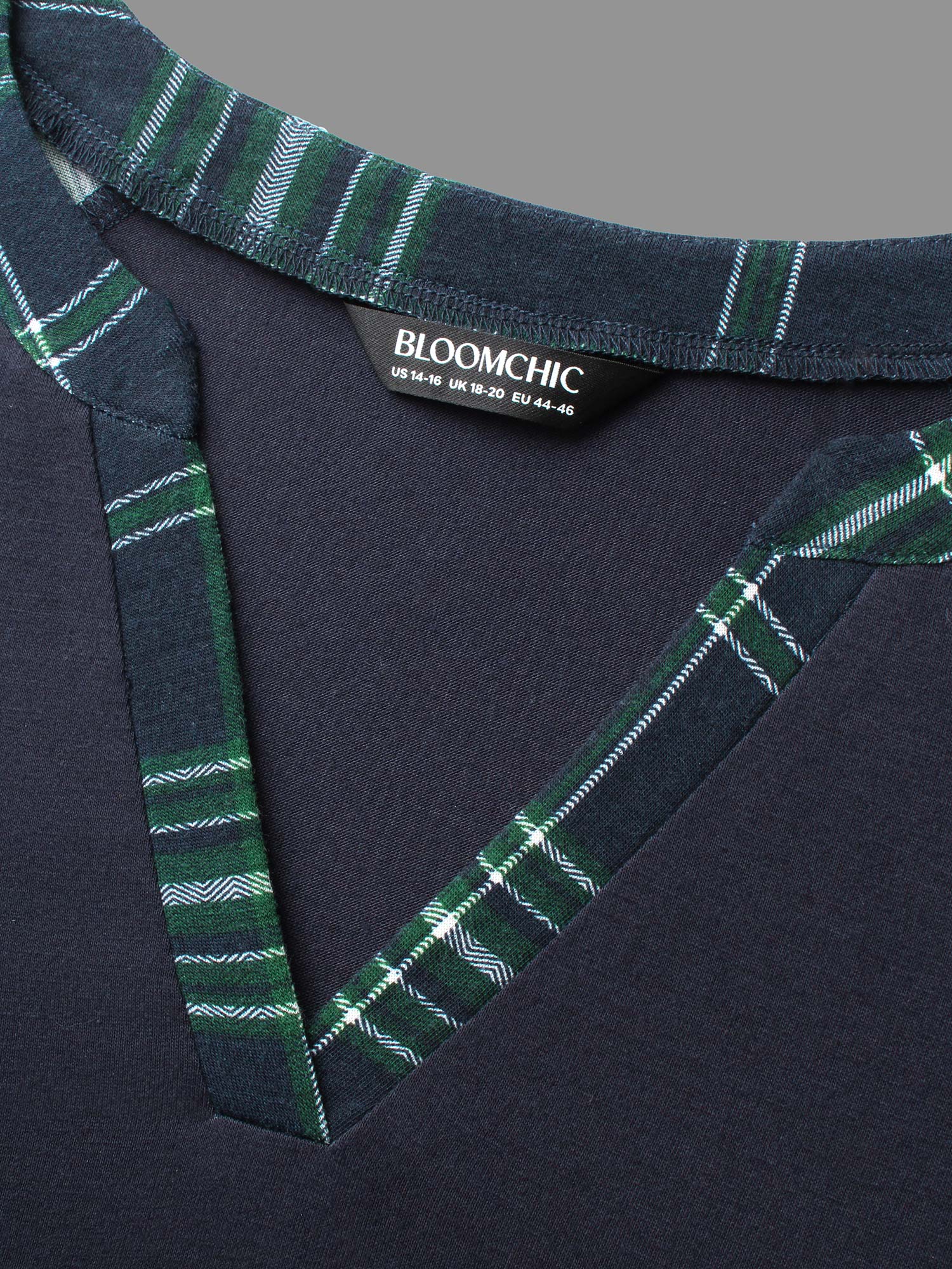 Notched Plaid Raglan Sleeve T-shirt