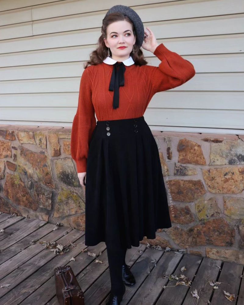 Strawberry Patterns Pleated Buttons Decorated Elastic Waist High Waist Swing A-Line Skirt with Pockets