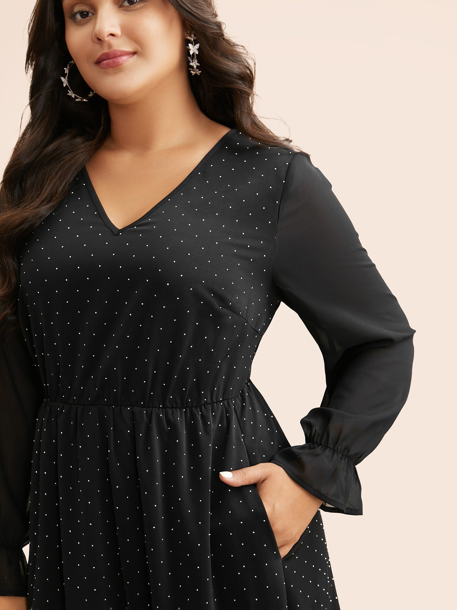 V Neck Rhinestone Patchwork Ruffles Dress