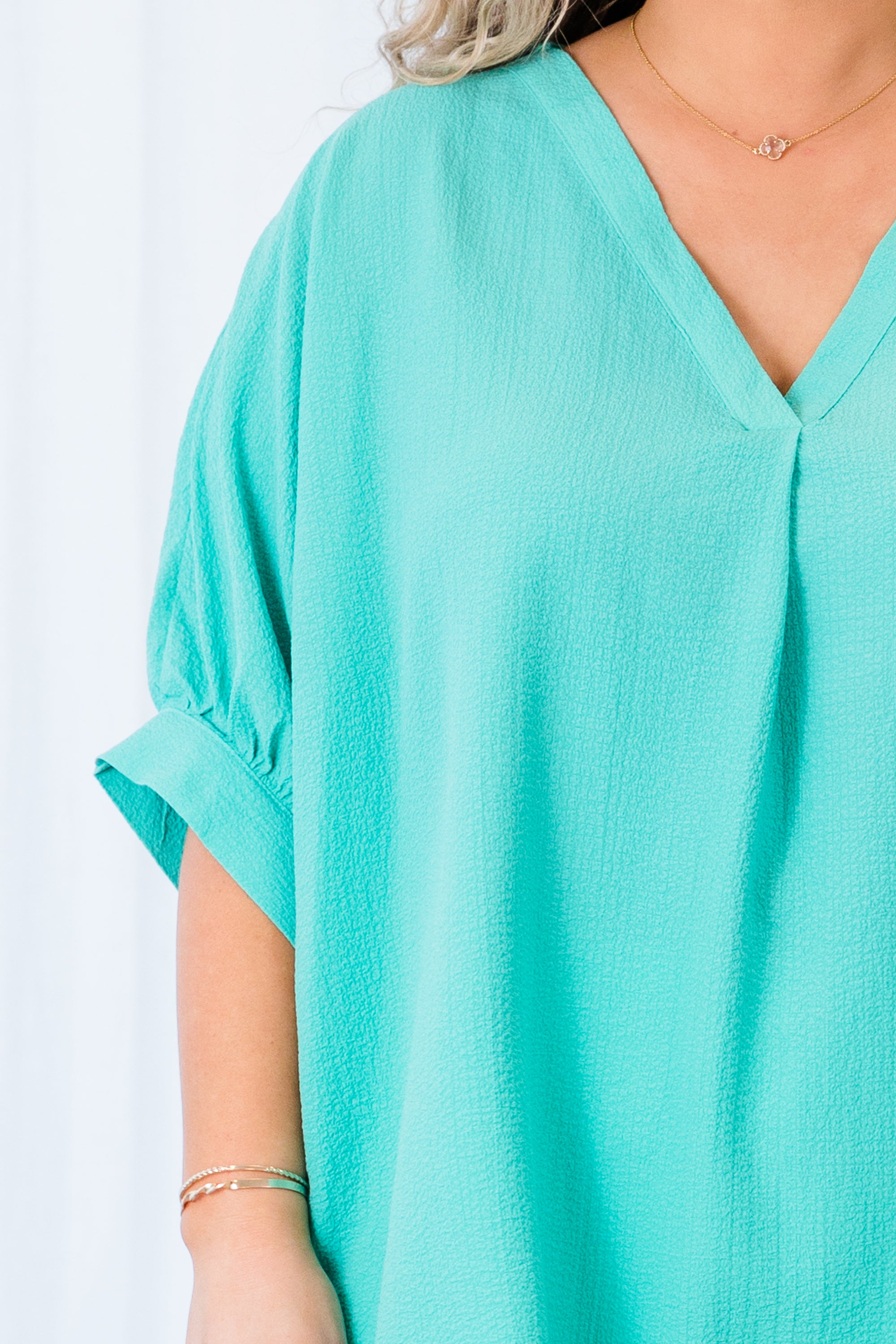 Social Scene Top. Emerald