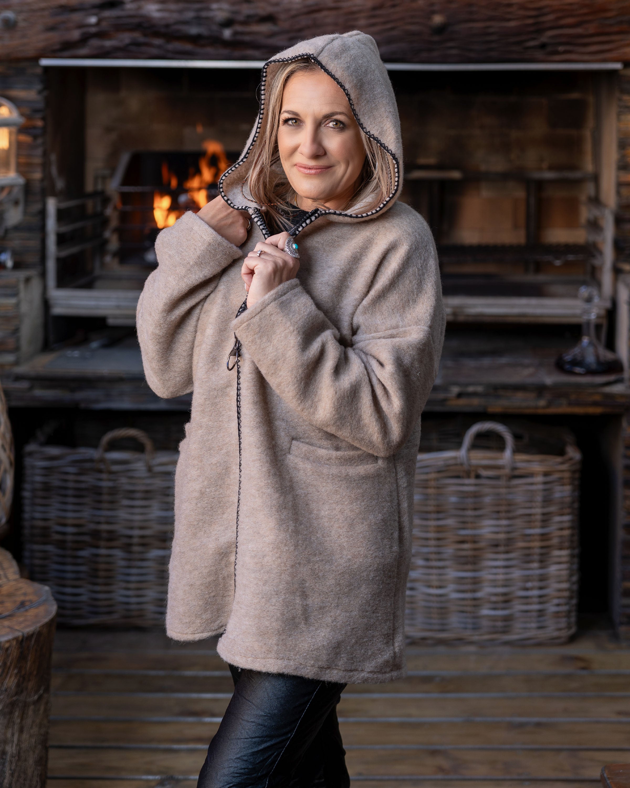 Feel The Heat Jacket | Camel