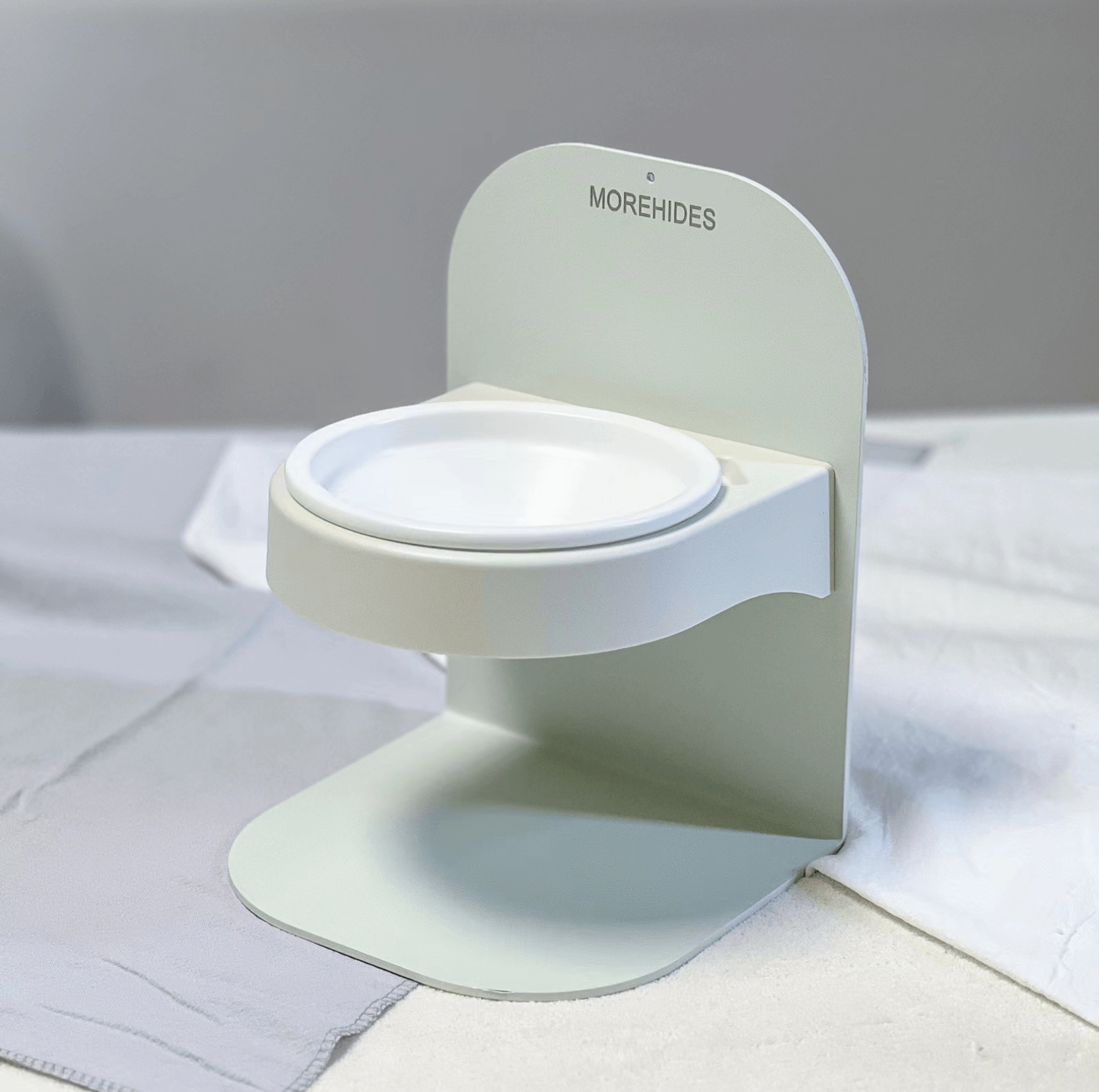 Adjustable Magnetic Cat Bowl Set - Durable and Versatile Feeding Solution