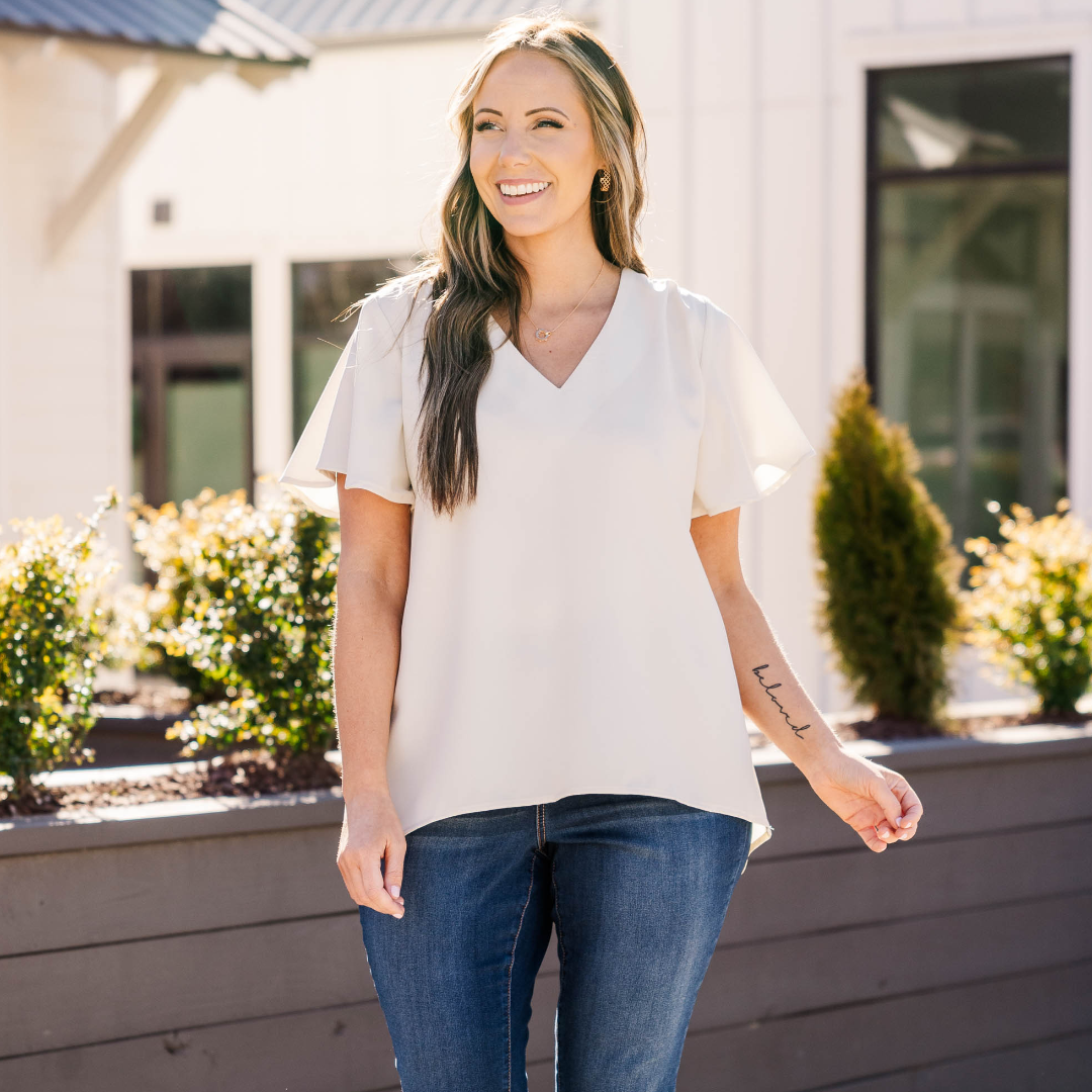 Break Room Chat Top. Ivory