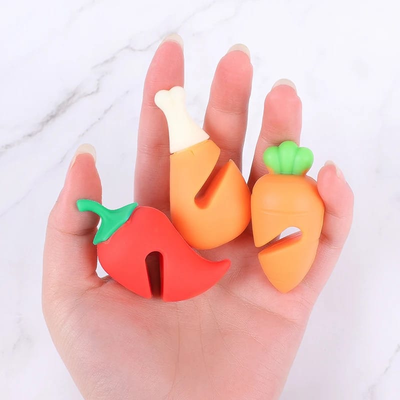 Silicone Carrot Pot Lid Holder