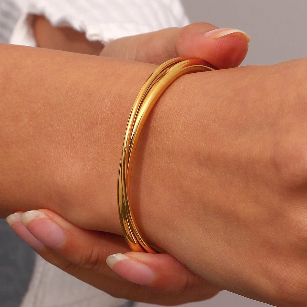 18k Intersect Cross Cuff Bracelet
