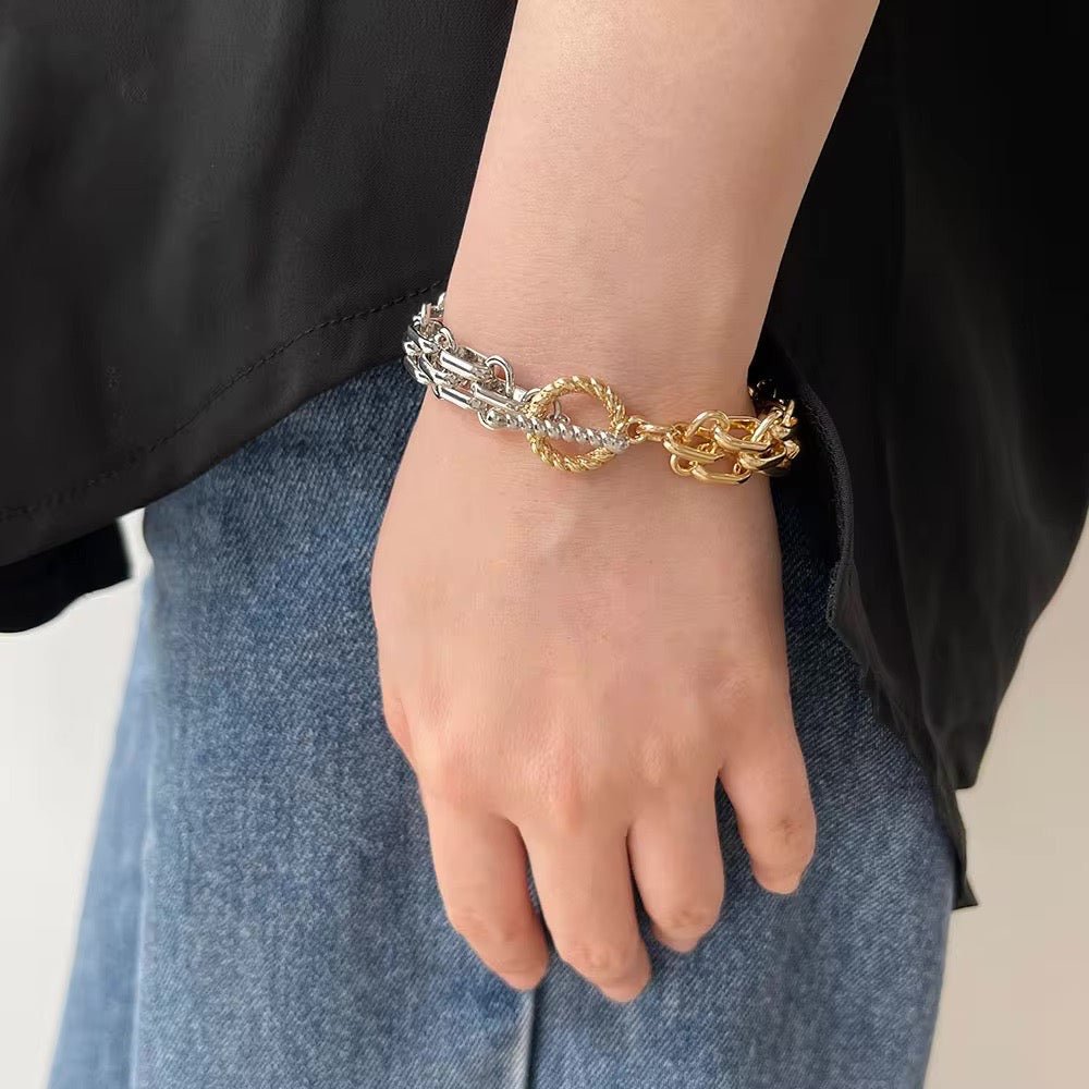 Chunky Two Tone Textured Circle Clasp Bracelet