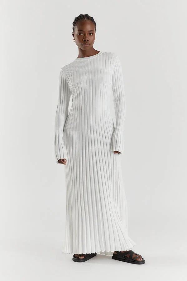 SALLE | V-Neck Sleeved Knit Midi Dress