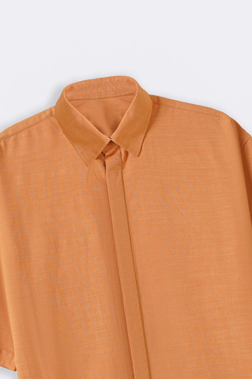 OVERSIZED BUTTON DOWN SHIRT