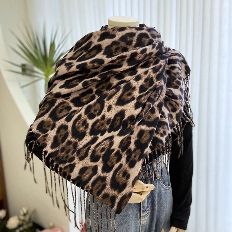 Women's Basic Minimalist Color Block Imitation Cashmere Tassel Scarf
