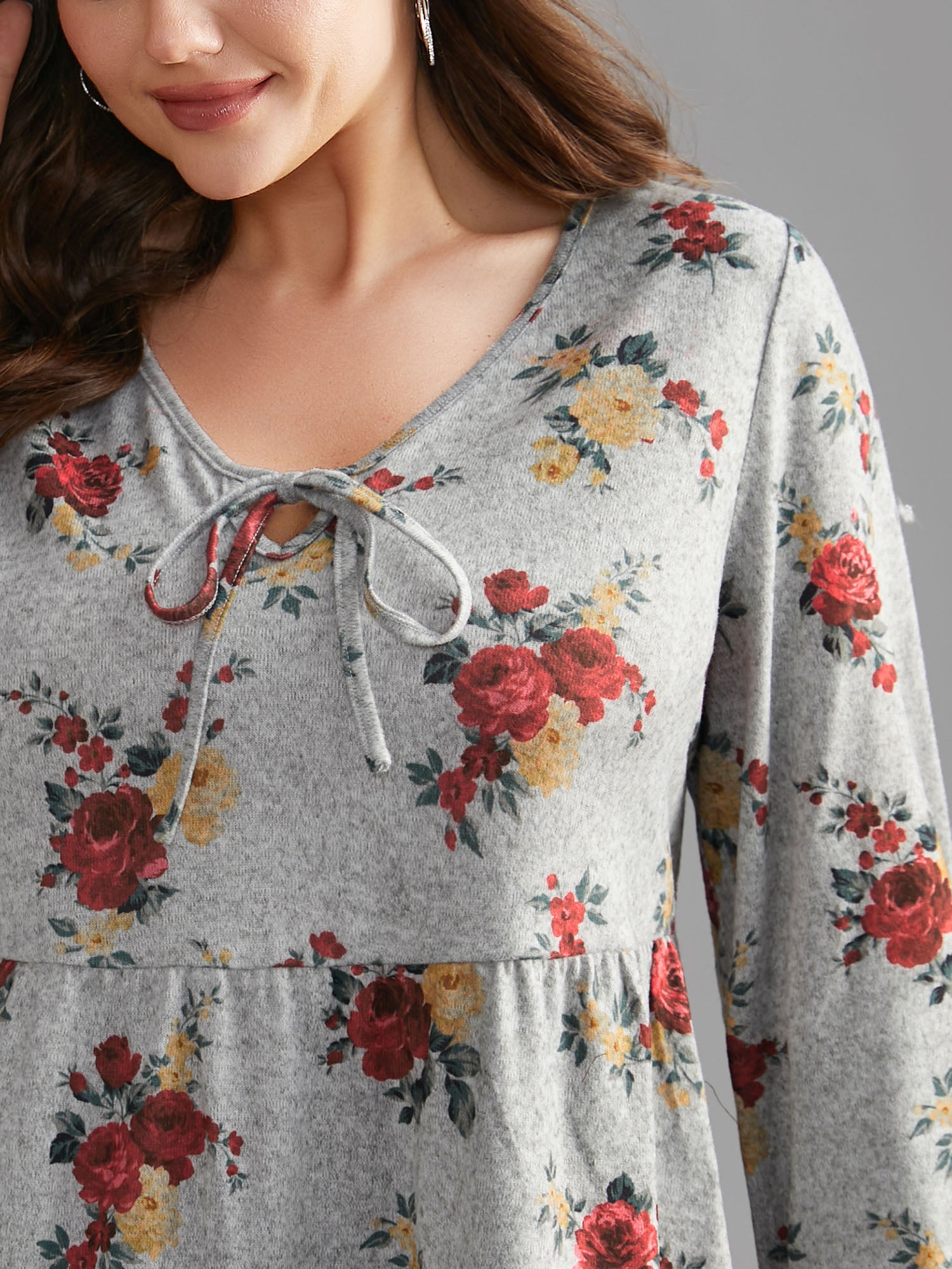 Floral Print Tie Knot T-shirt