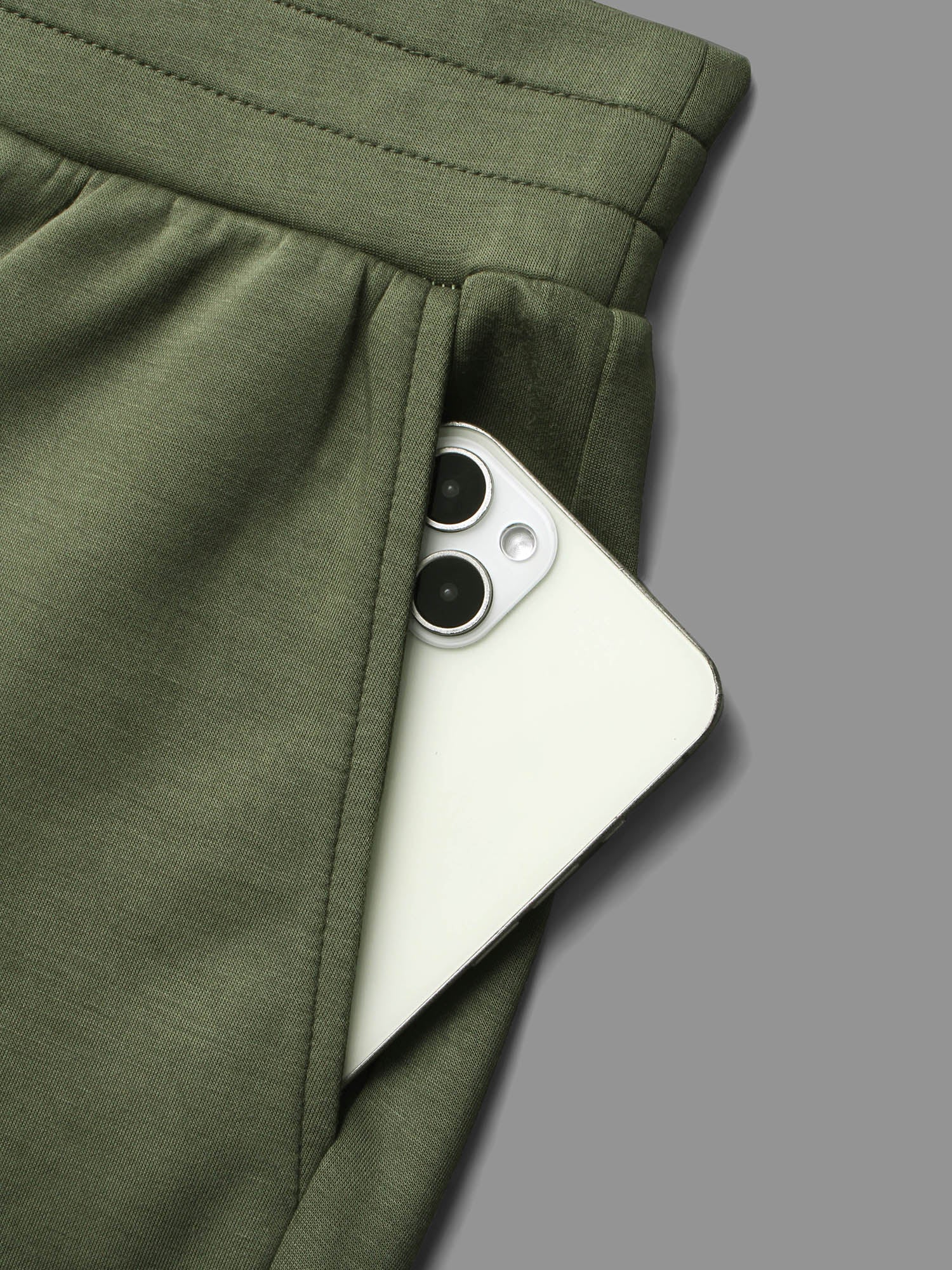 Solid Elastic Waist Mid Rise Pants