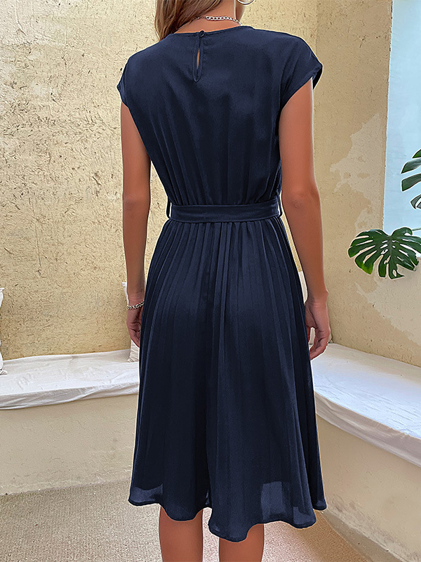 A-Line Loose Pleated Solid Color Tied Waist Round-Neck Midi Dresses