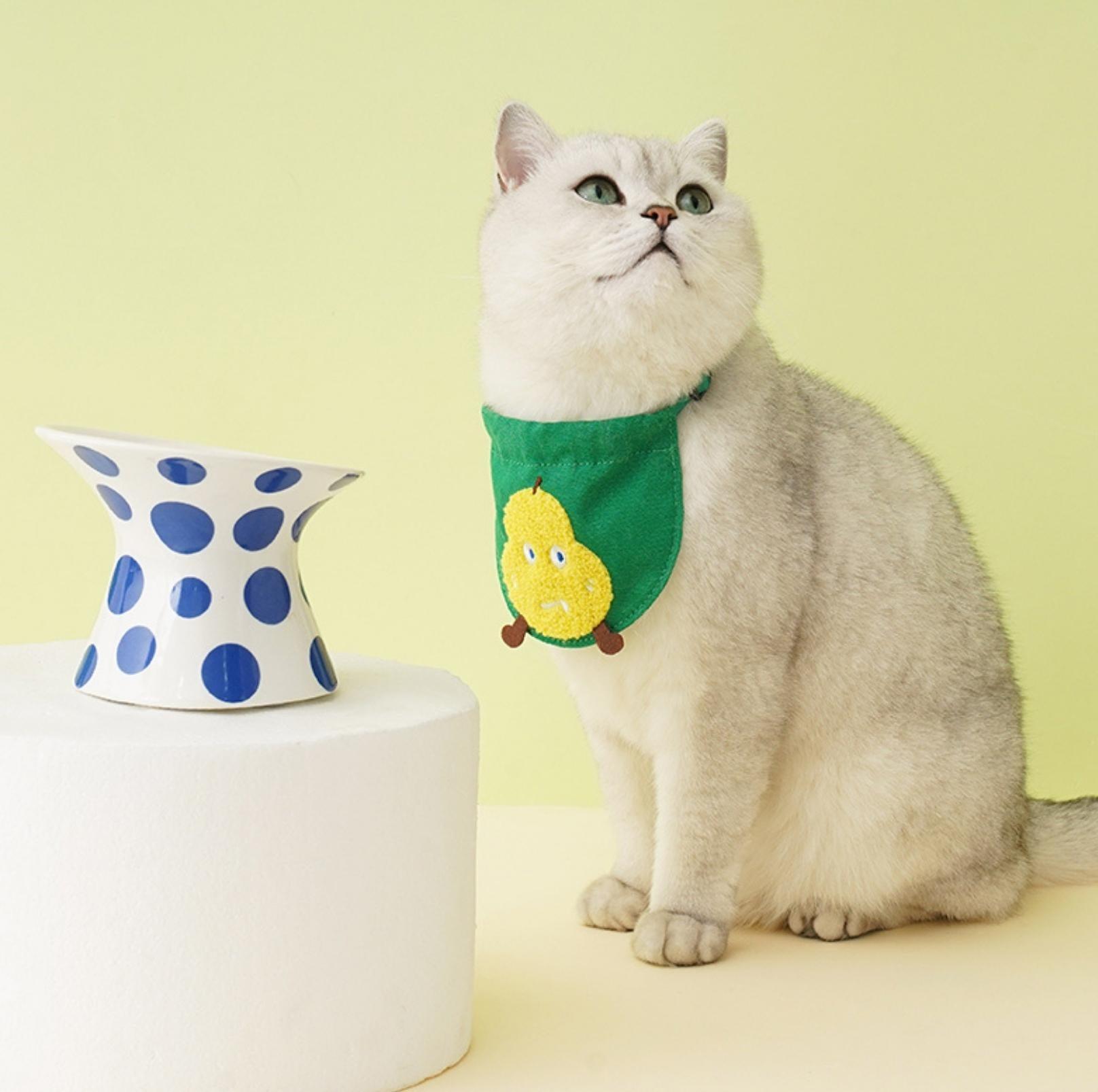 Knitted Cartoon Fruit Pet Cat Bib