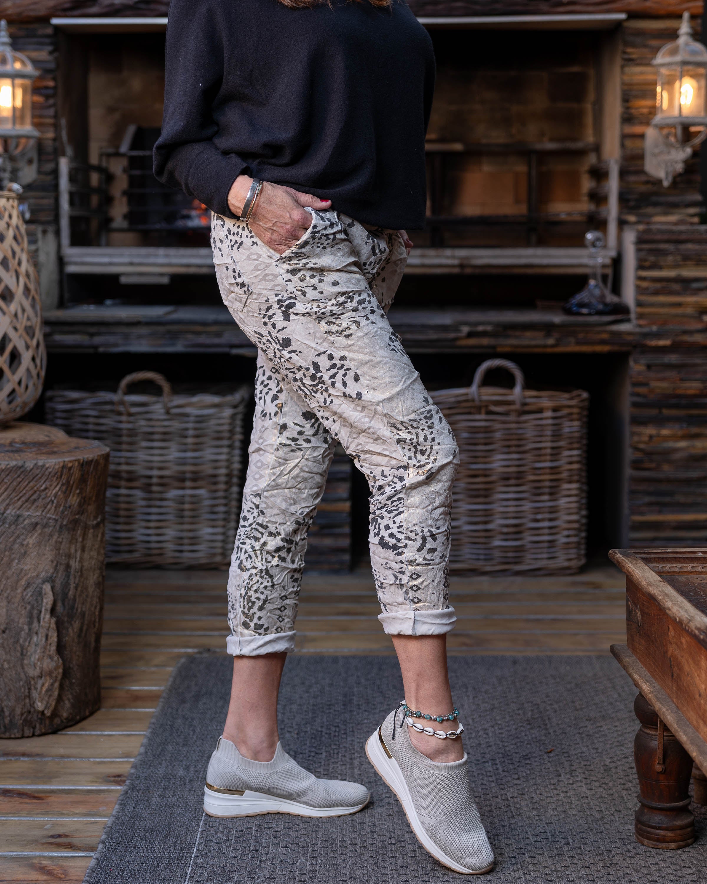 Into The Wild Drawstring Pants | Beige