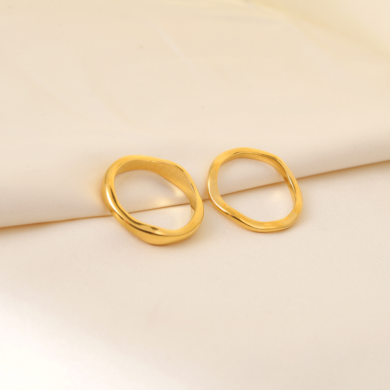 Tarnish Free Waterproof Minimalist Stackable  Fashion Gold plated Stainless Steel Eternity Women Rings jewelry