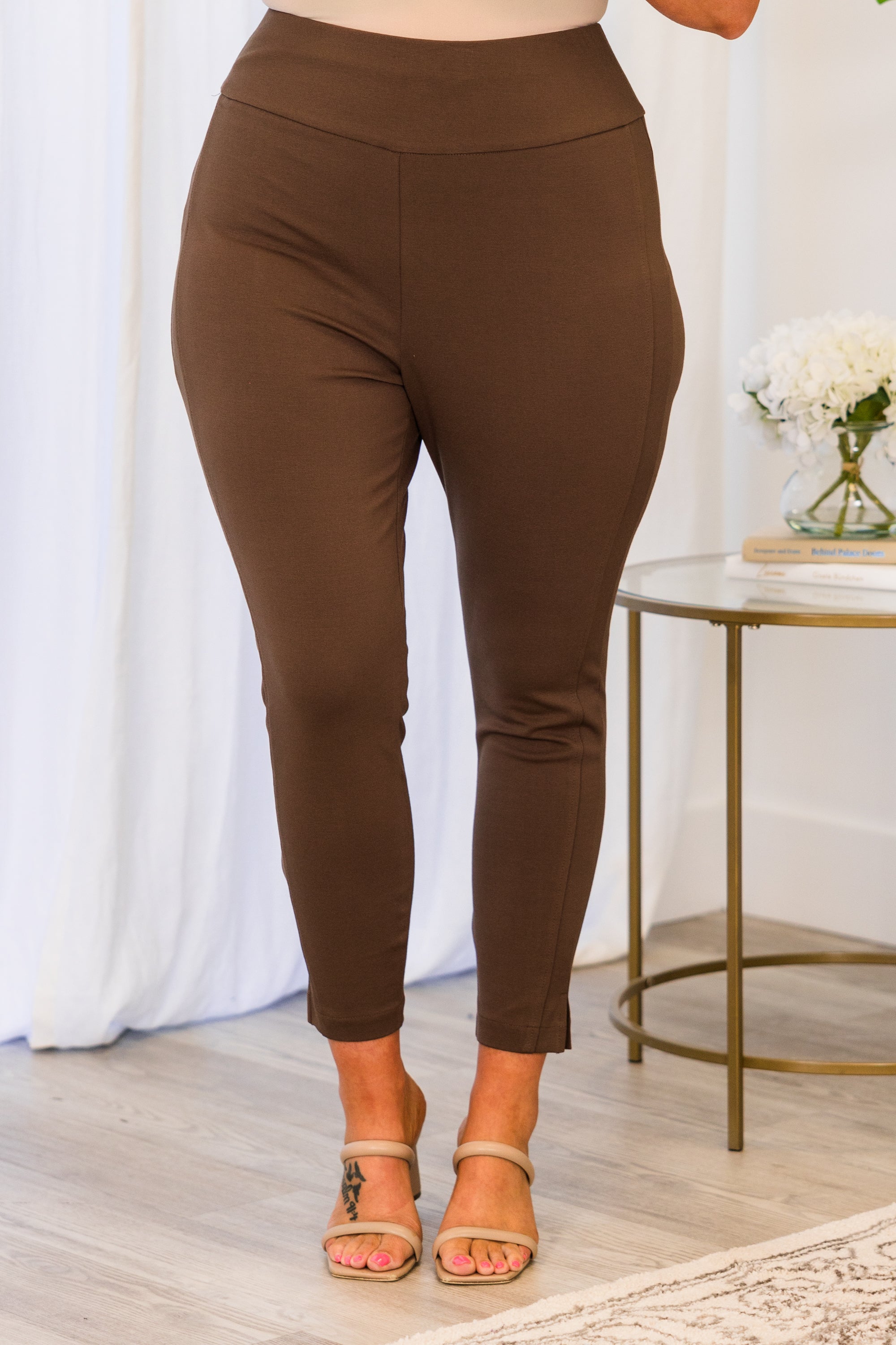 Strut Your Style Pants. Dark Brown