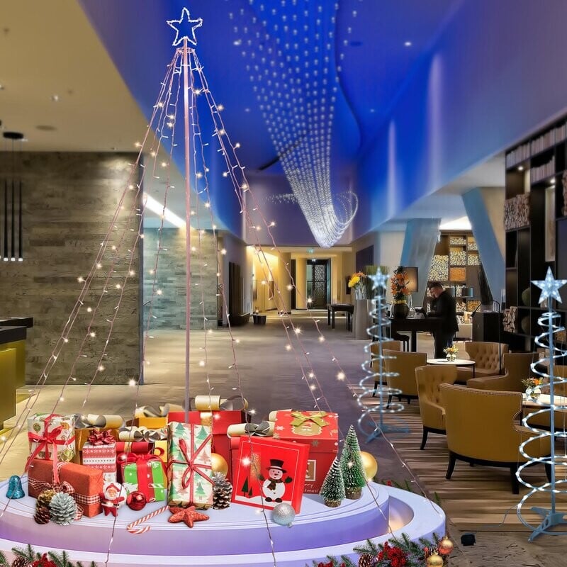 FLAGPOLE CHRISTMAS TREE MAGIC!