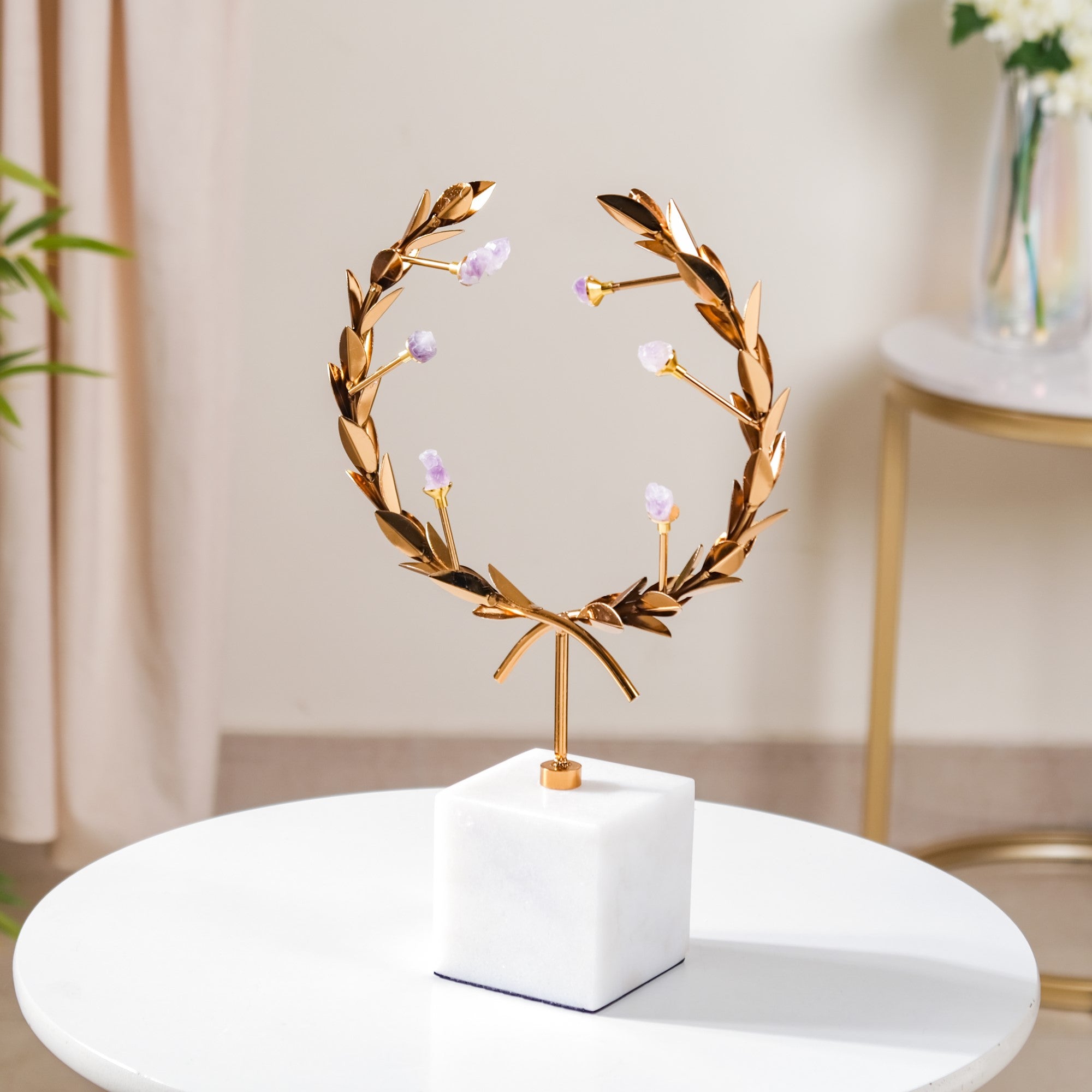 Laurel Wreath Showpiece With Agate Stones Gold