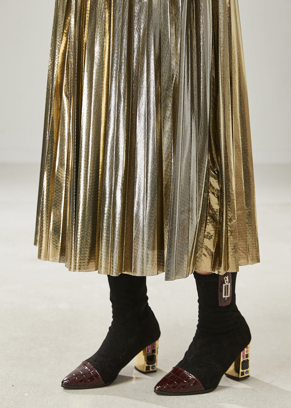 Champagne Exra Large Hem Pleated Skirt Summer