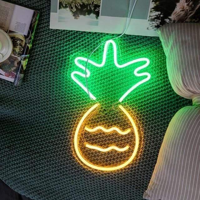 Pineapple Décor