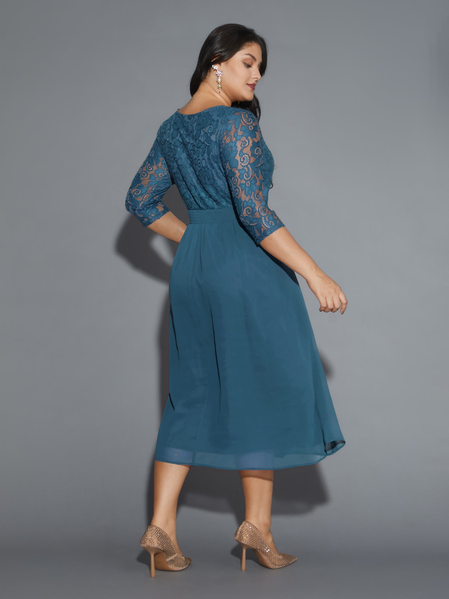 Lace Patchwork Shirred Midi Pocket Dress