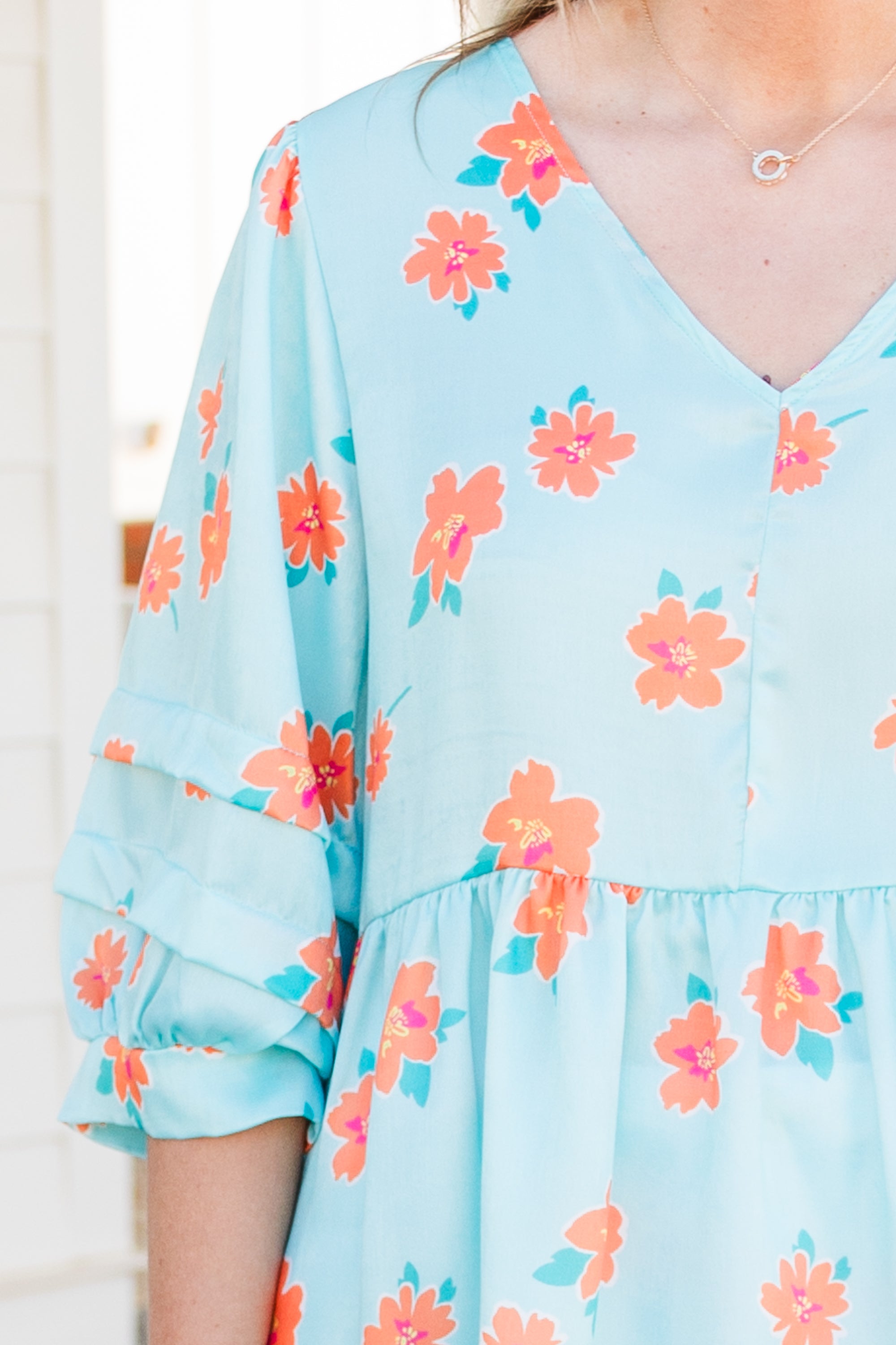 Time Goes On Top. Mint