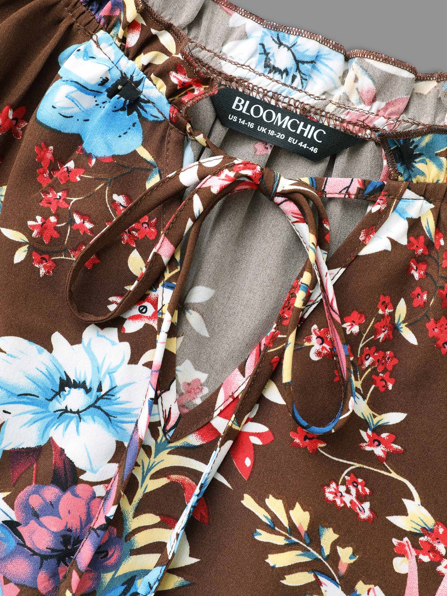 Floral Tie Knot Flutter Sleeve Blouse