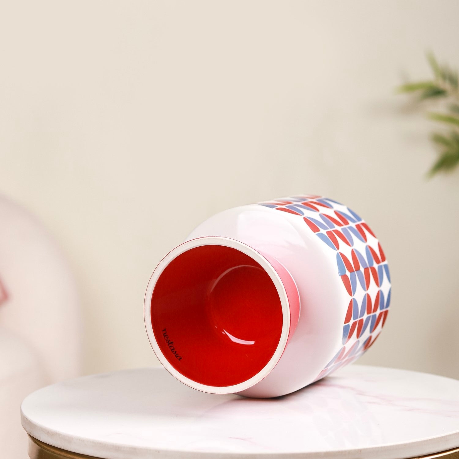Colourful Pedestal Vase Bauhaus Red