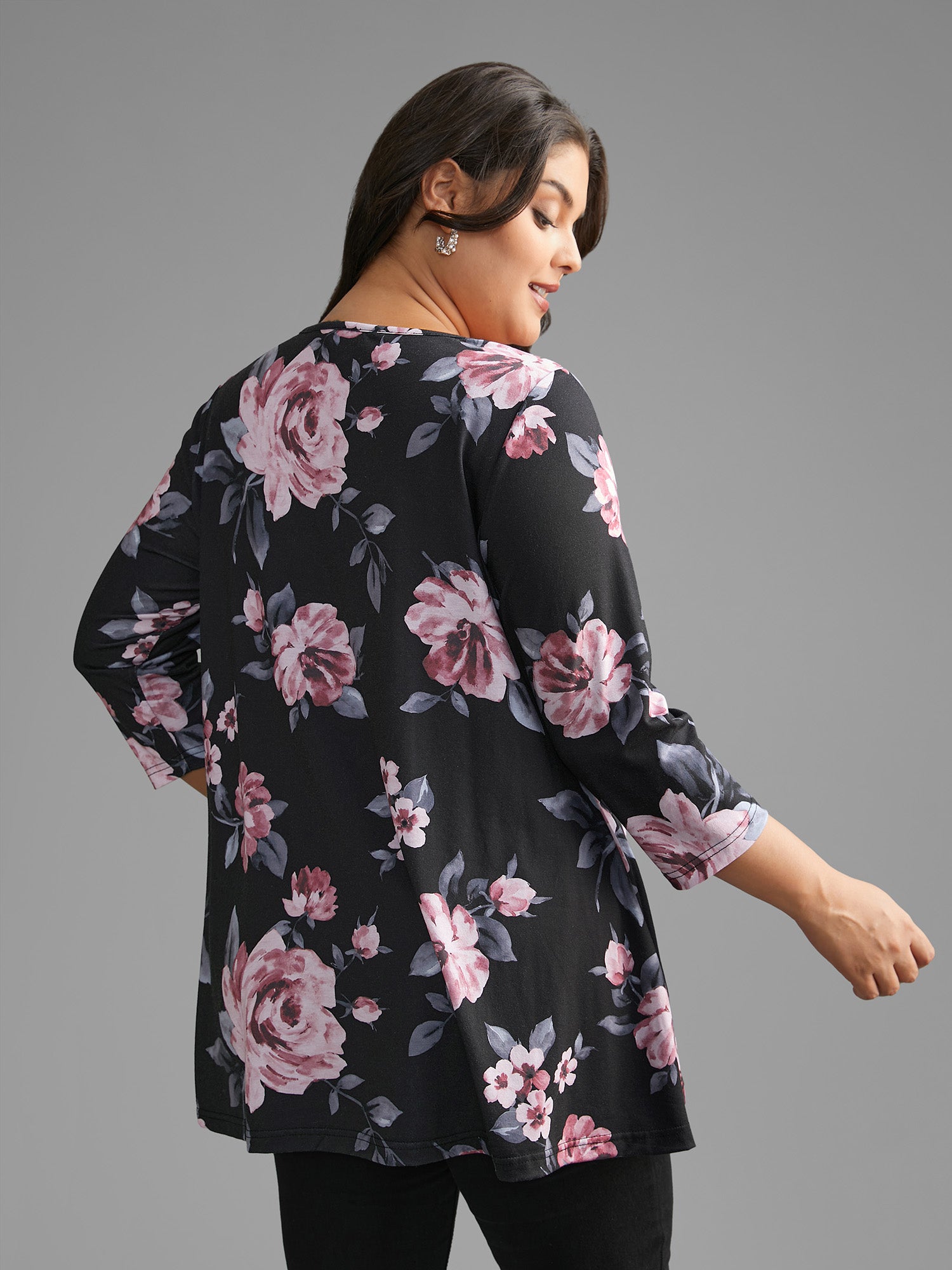 Floral Round Neck Asymmetrical Hem T-shirt