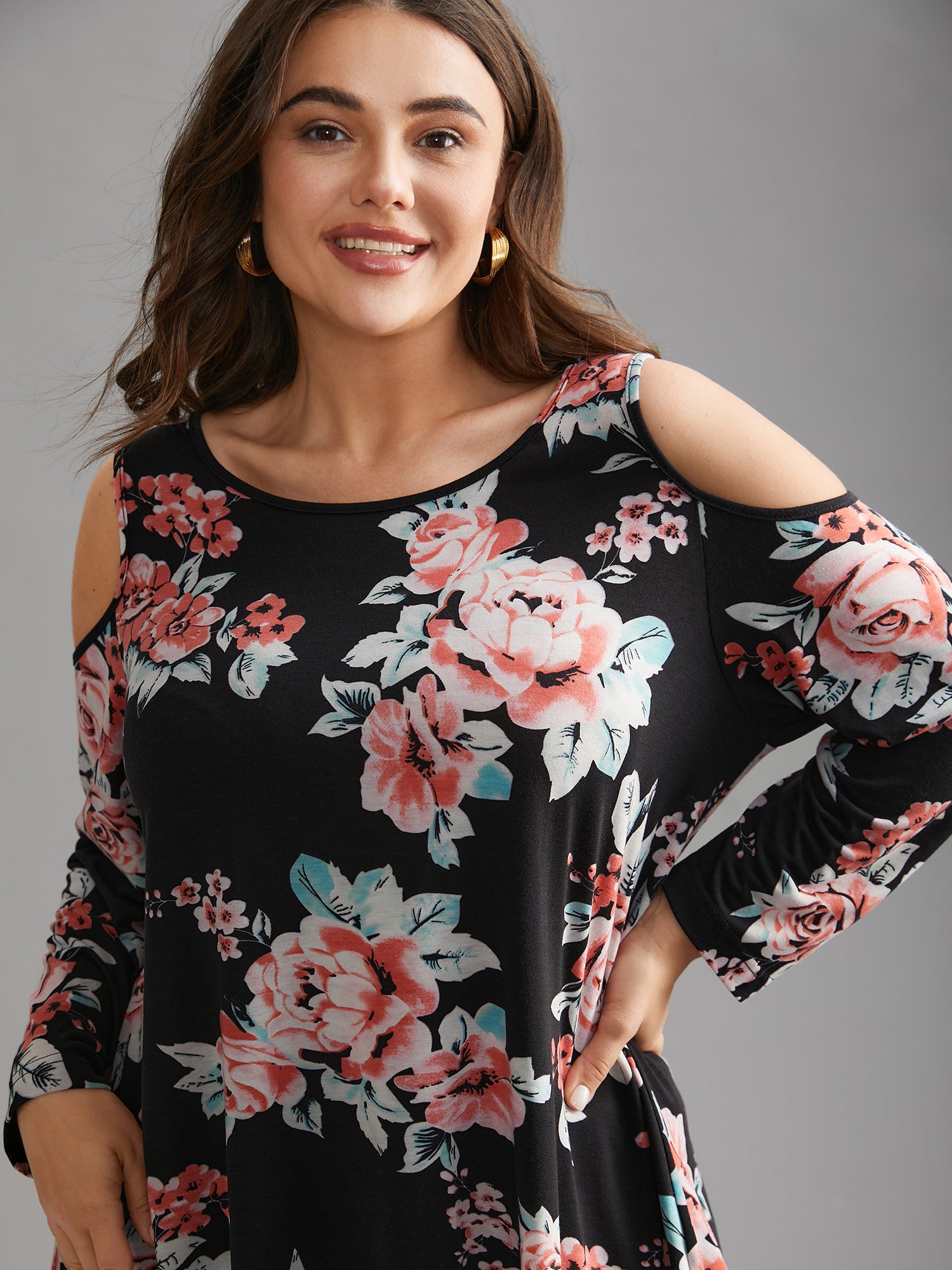 Floral Print Shoulder Cut-Out T-shirt