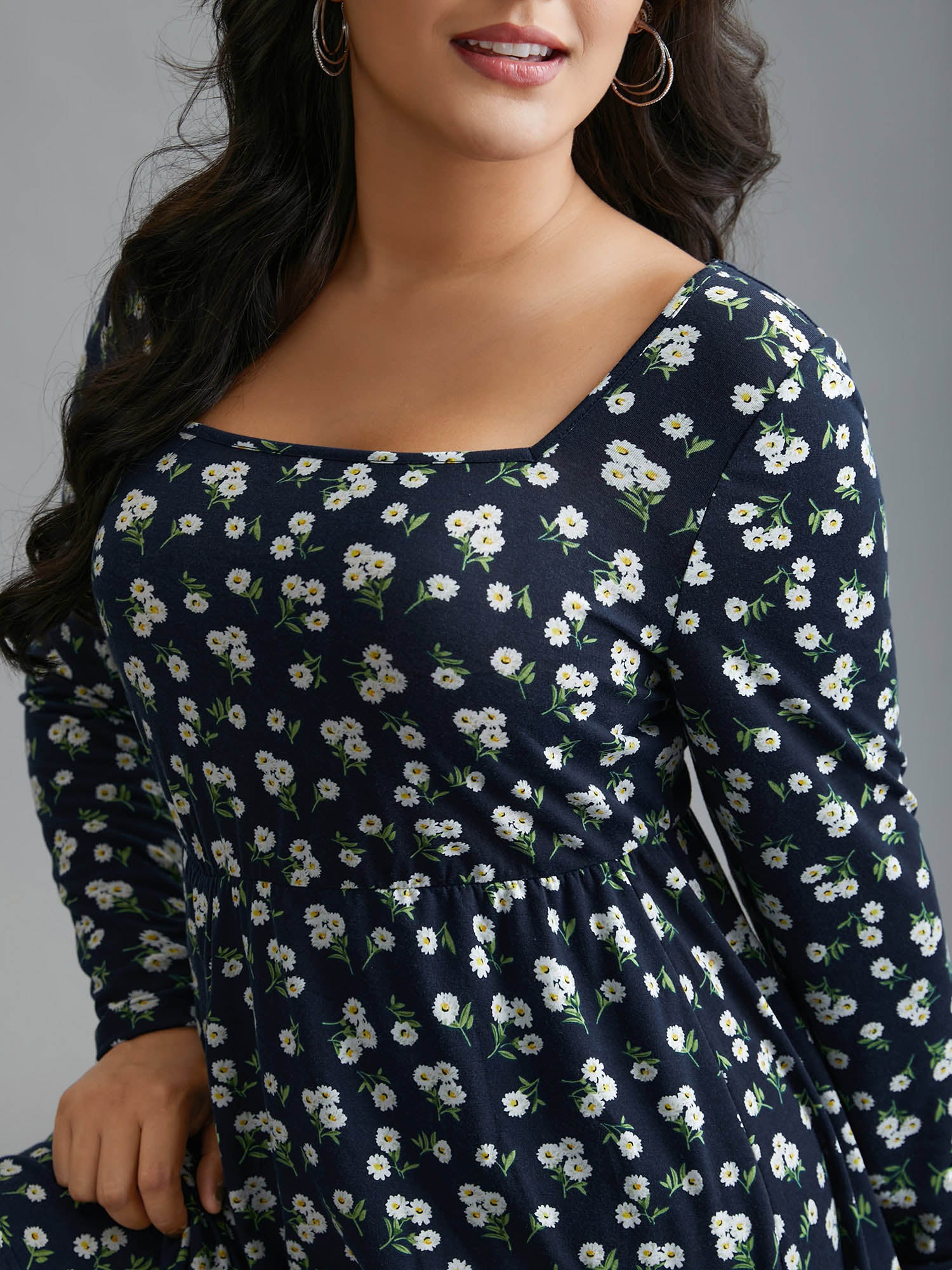 Ditsy Floral Square Neck Pocket Dress