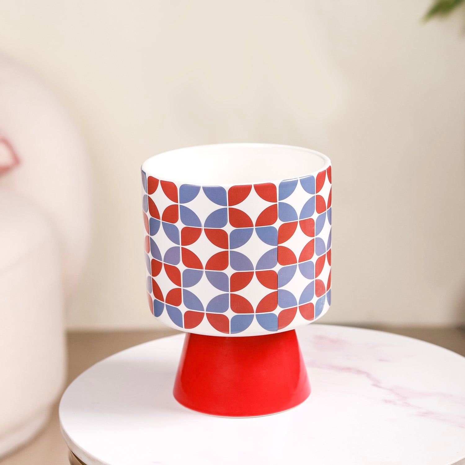 Colourful Pedestal Vase Bauhaus Red