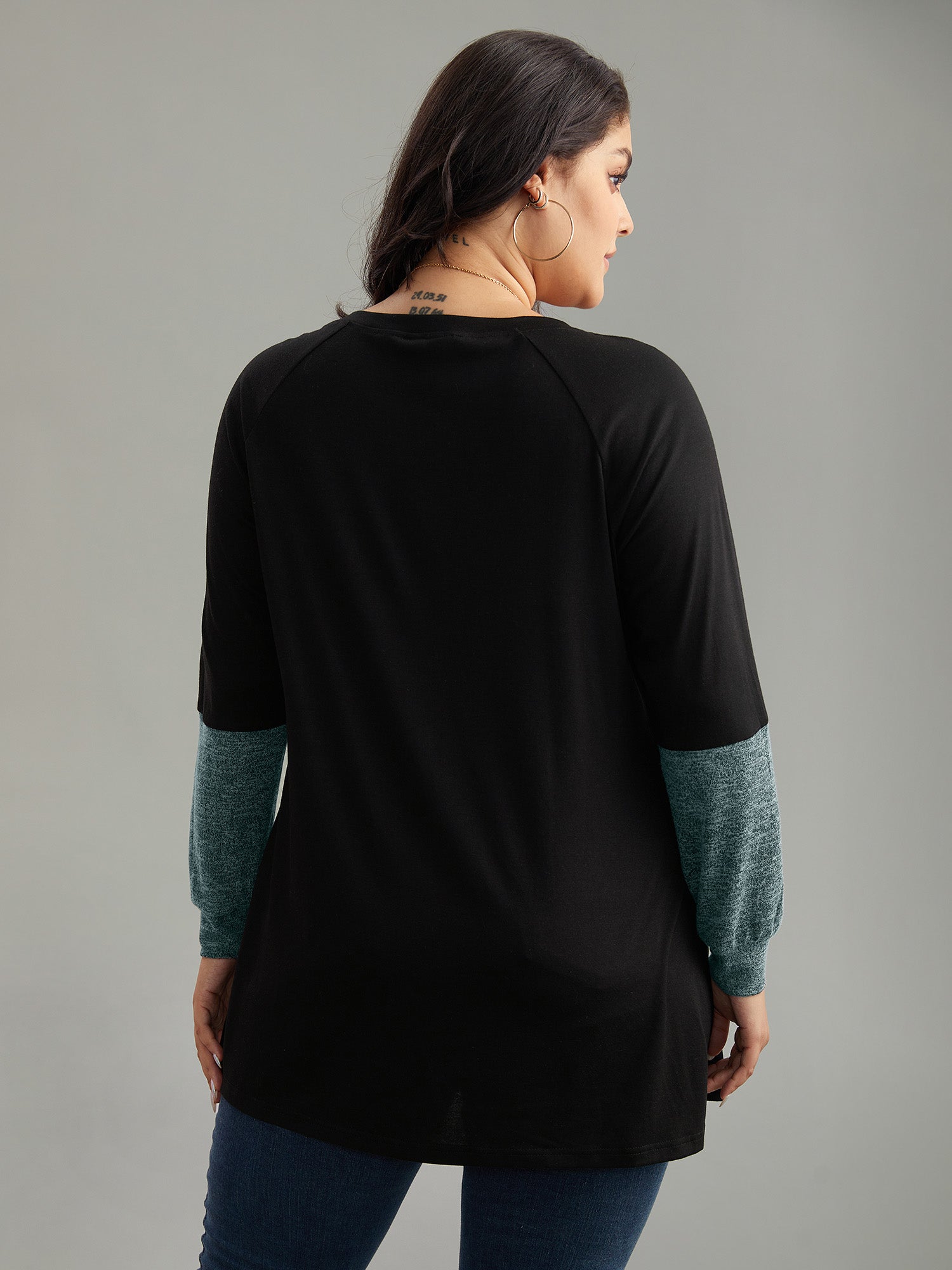 Two Tone Patchwork Heather Arc Hem T-shirt