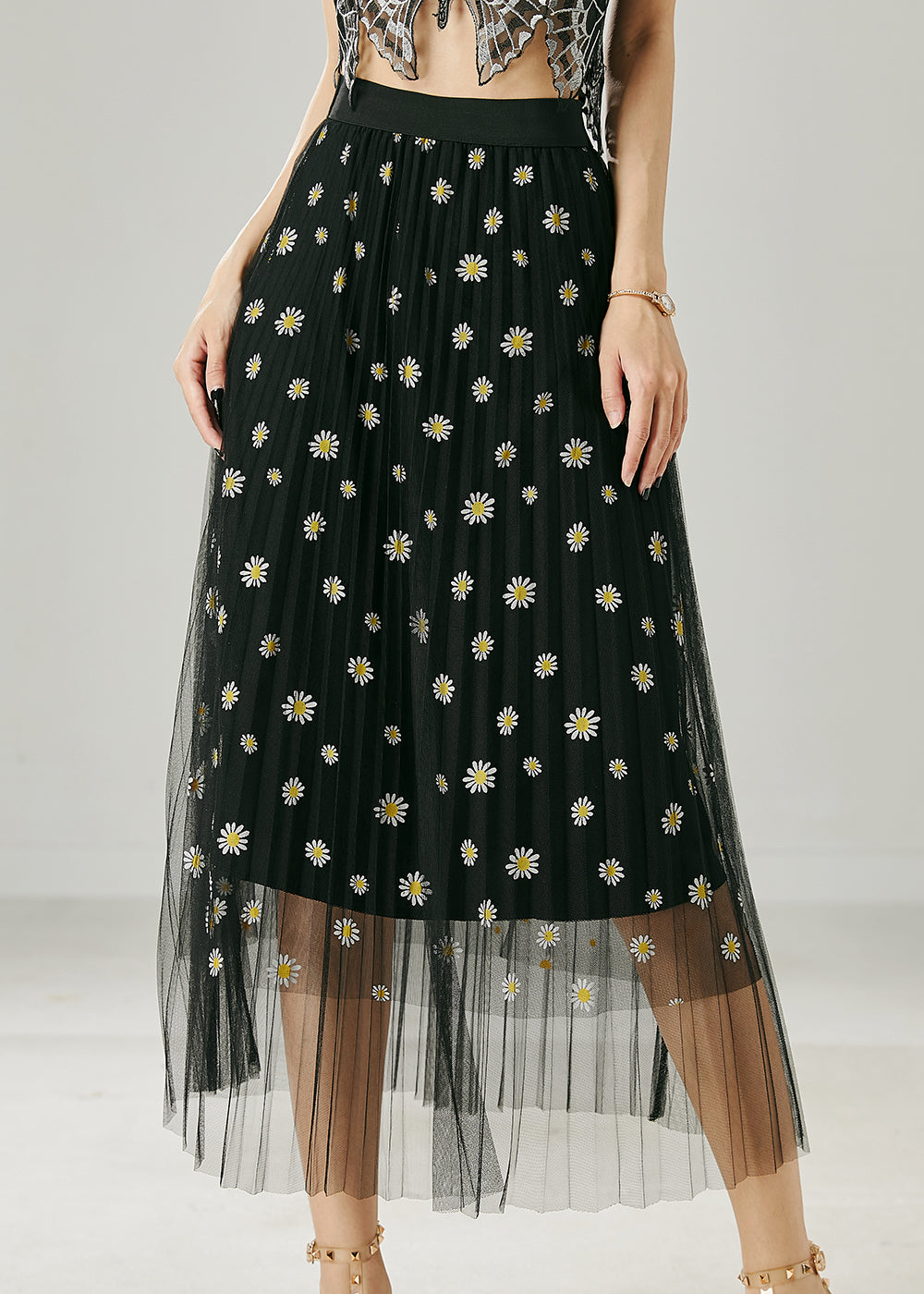 Black Slim Fit Tulle Skirt Chrysanthemum Embroidered Summer
