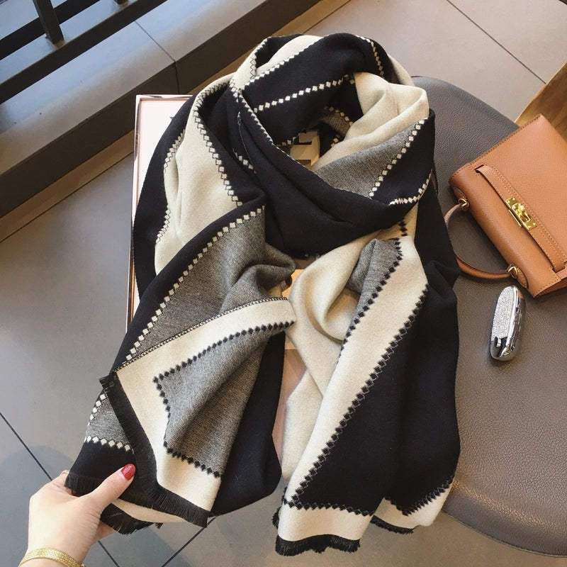 Women's Minimalist Color Block Imitation Cashmere Scarf