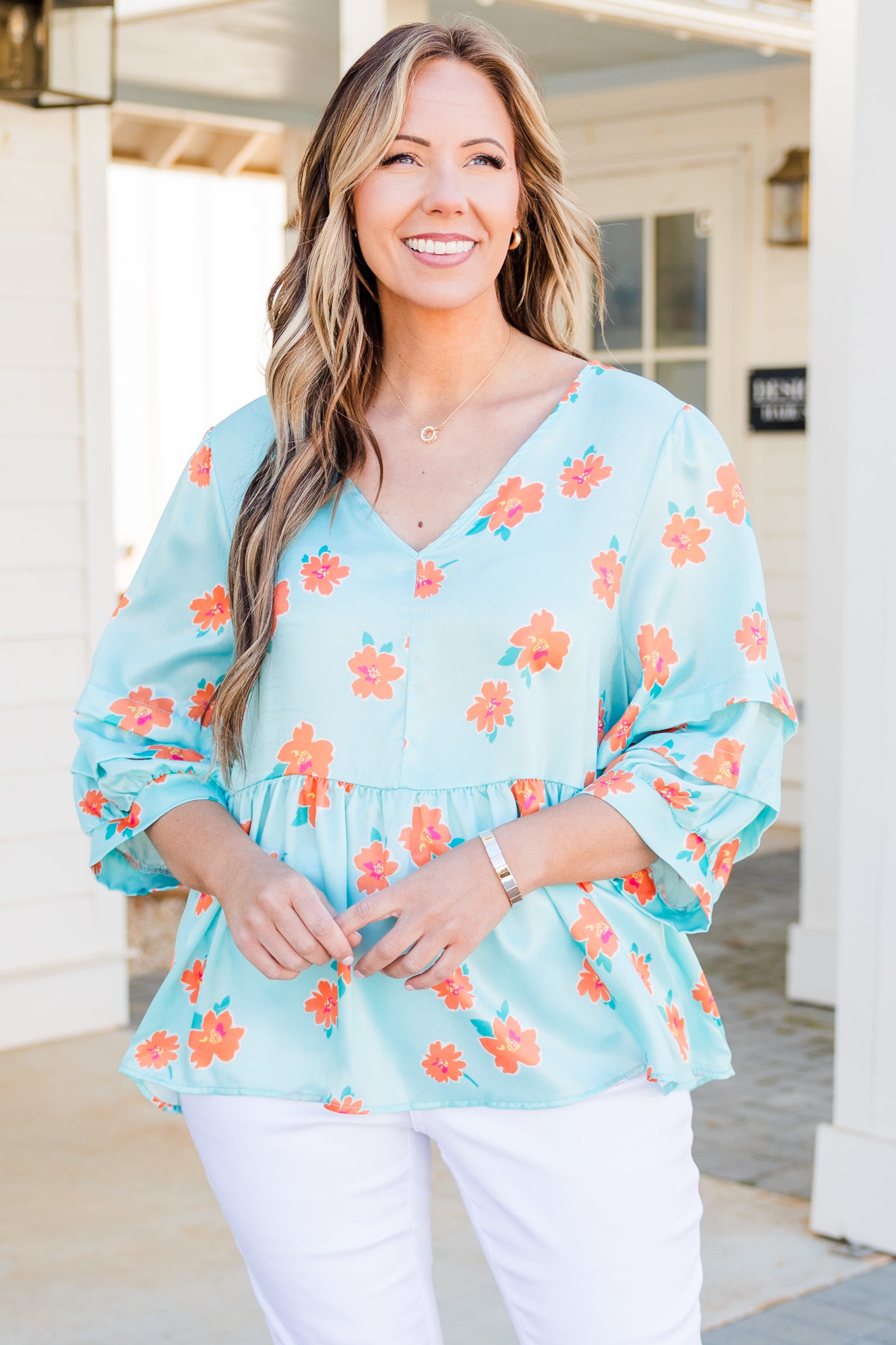 Time Goes On Top. Mint