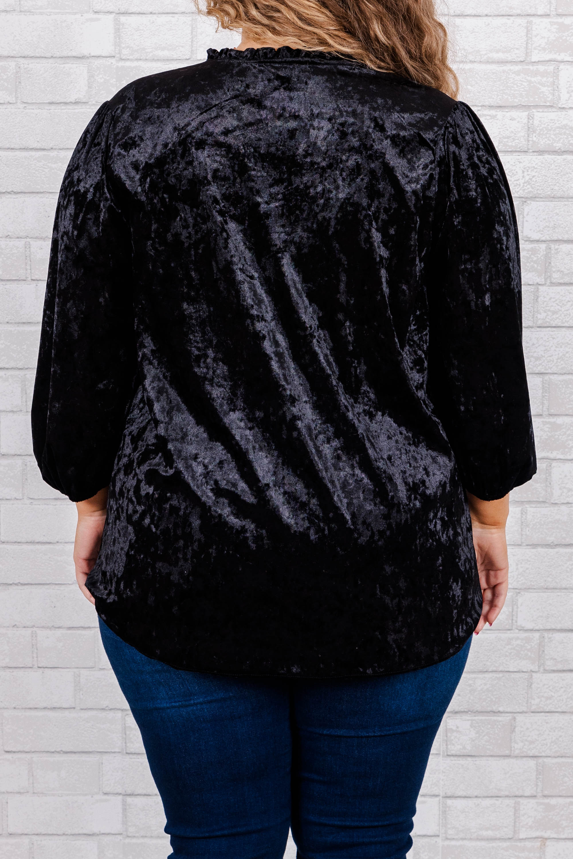 Rest Your Mind Top. Black